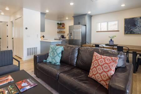 فيلا Near Downtown Stylish 2Br With Amazing Patio - 6 موآب المظهر الخارجي الصورة